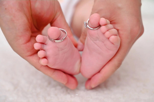 抚州宝宝脸上长黑点